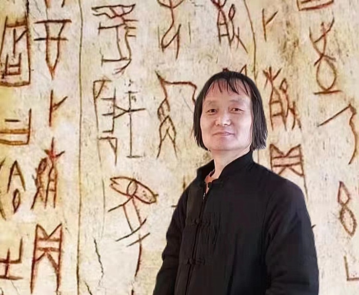 杨牧青