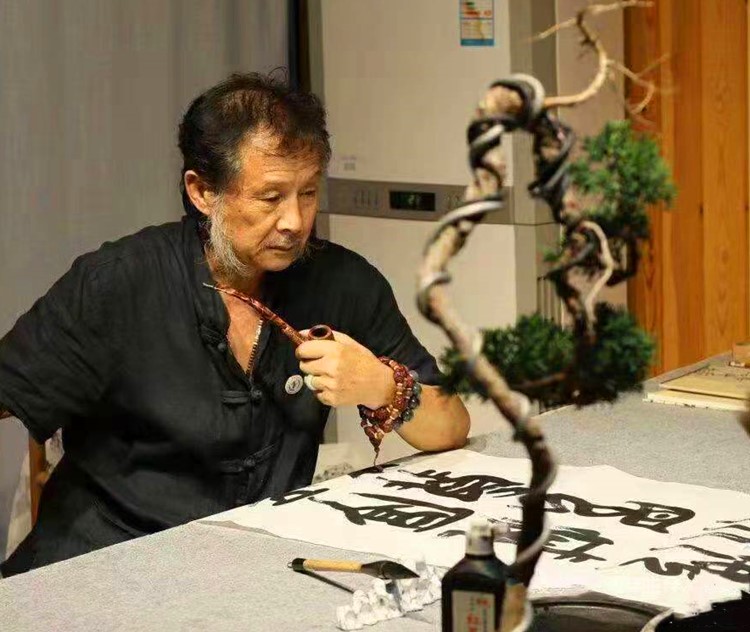 陈志忠