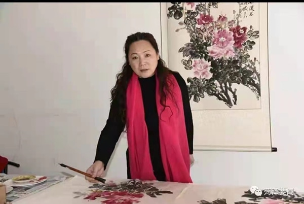 李静红