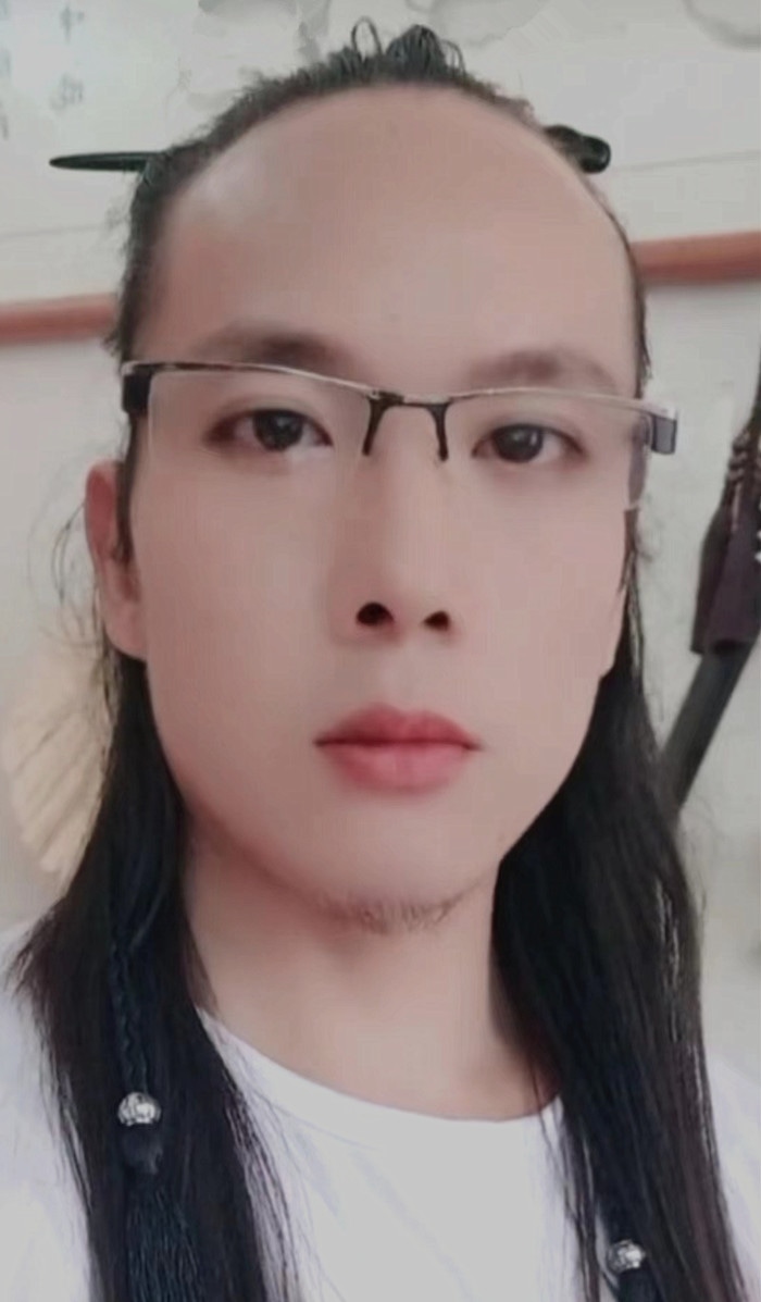 吴少华