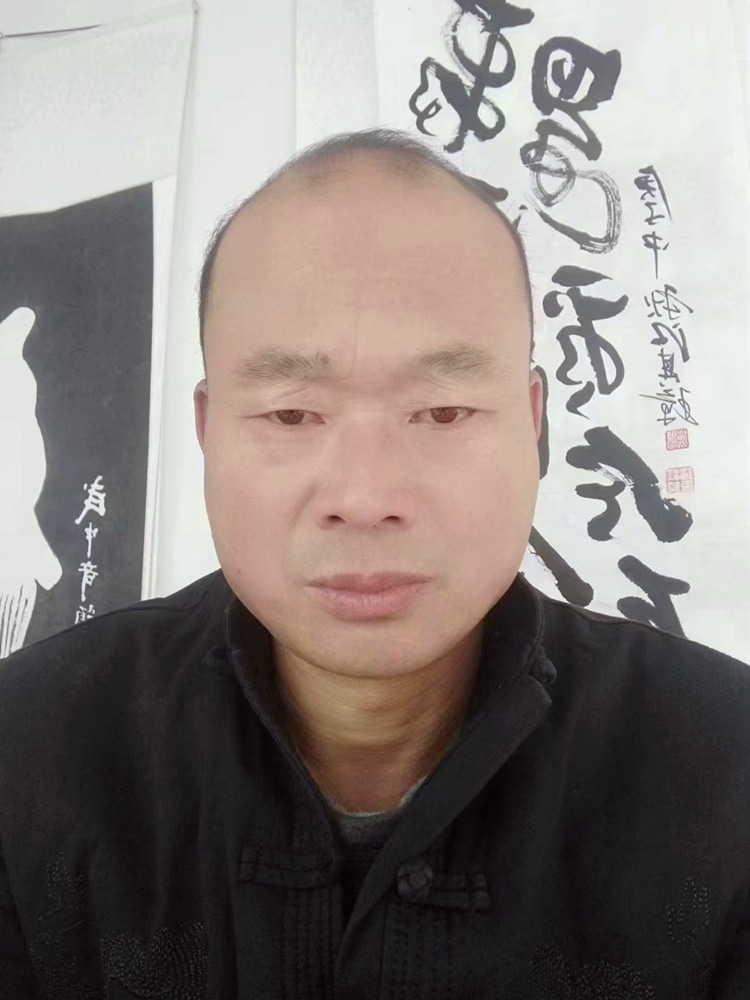 江其璋