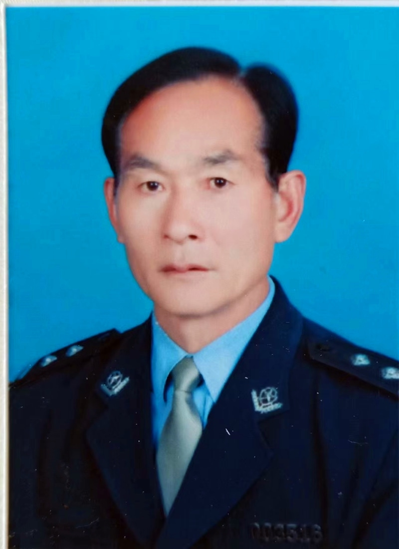 严英