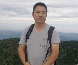 邓仰社