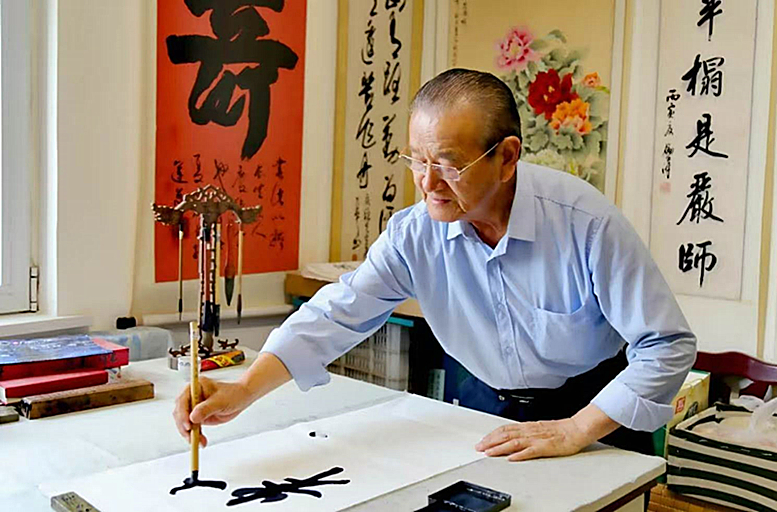 田庆稳